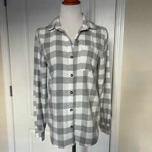 NWOT plaid button down flannel shirt